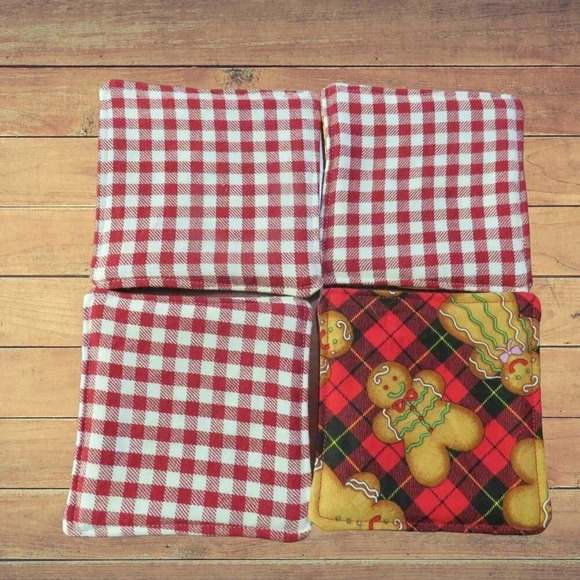 Fabric Coasters, Set Of 4, Reversible Christmas Gingerbread Men and Red Gingham - Picture 5 of 5